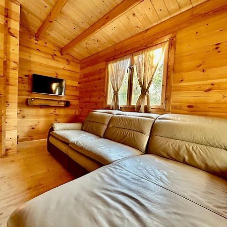 Chalet Bois Jacuzzi Bessan Exteriör bild